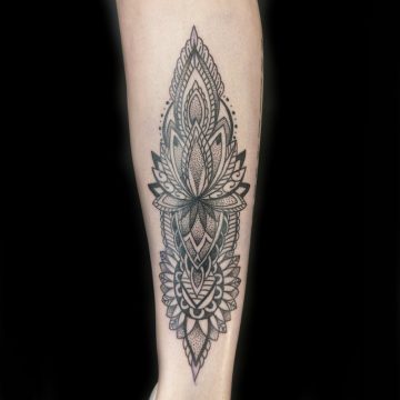mandala-dotwork-linework-best-tattoo-perth-parlor-ink-primitive