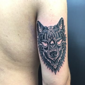 wolf-mandala-arm-travis-linework-best-tattoo-perth-parlor-ink-primitive-e1503631793136